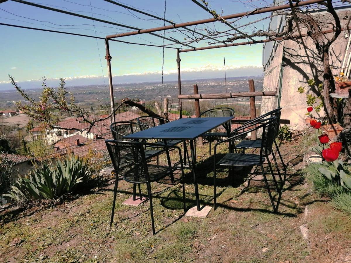 Casa Mantel Holiday Home Panoramic View In Langhe Novello Exterior foto